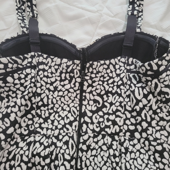 Guess Peplum strap corset top - Picture 3 of 6